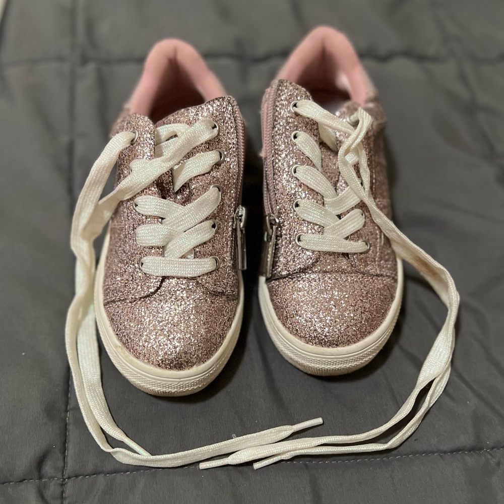 Little girls size 13 kidpik sneakers